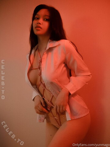 Yunmago nude photo 5