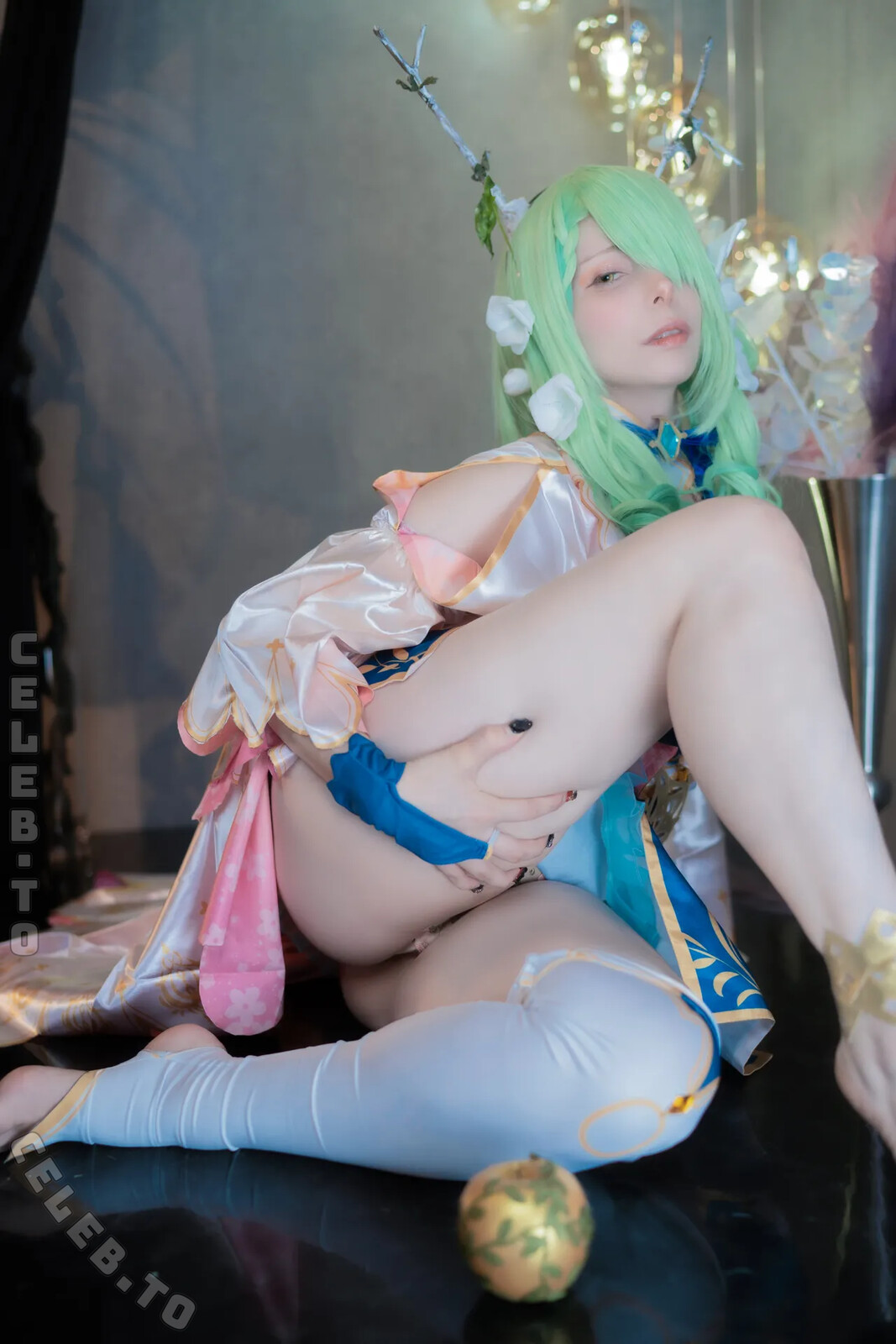 Yuriko Tiger nude photo 7