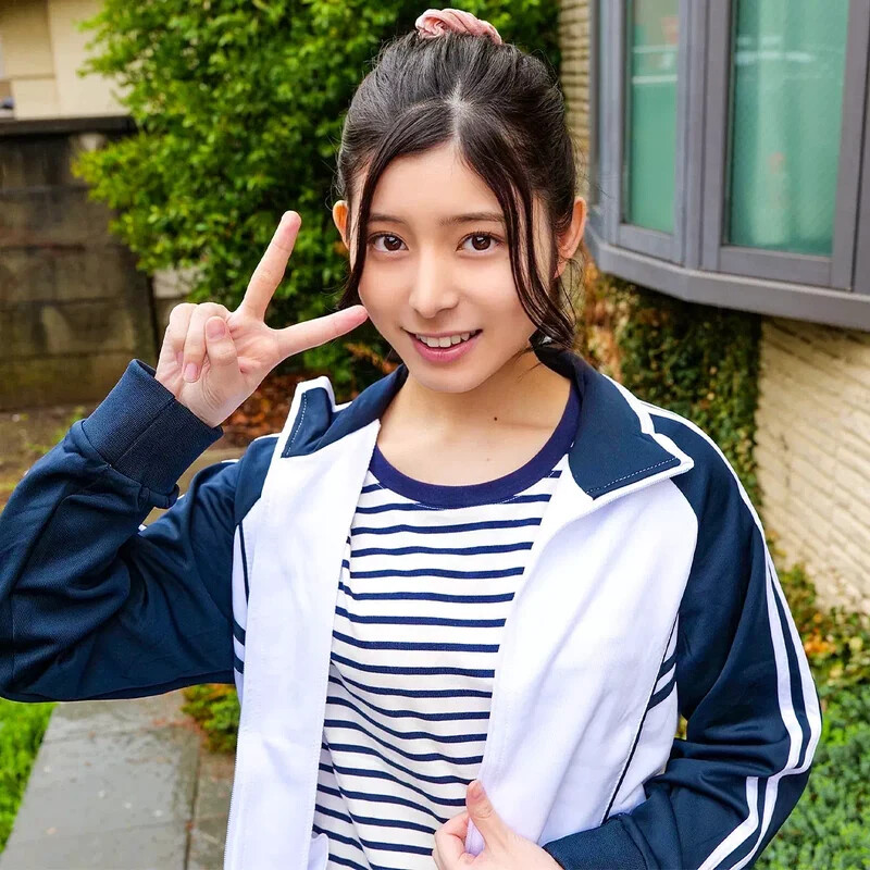 Yuuhi Shitara nude photo 3