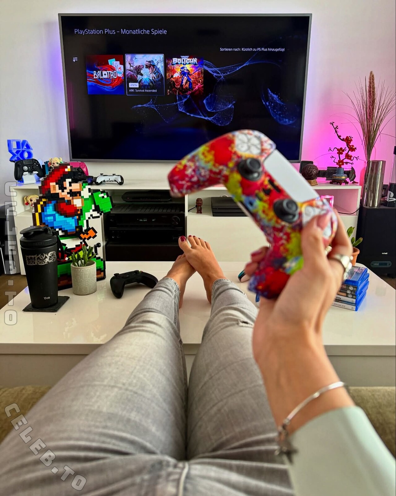 Yve.gaming nude photo 1