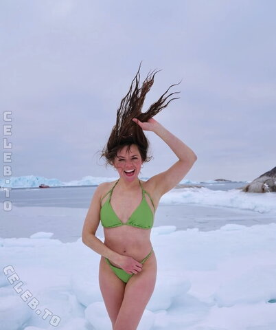 Yvonne Pferrer nude photo 9