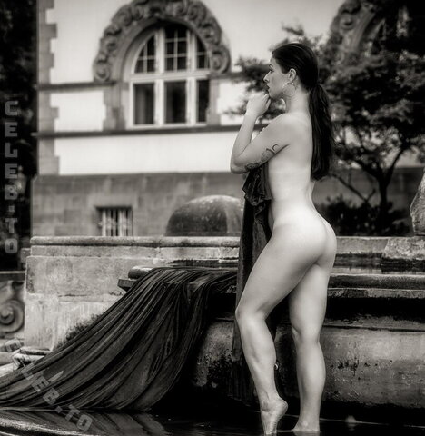 Yvonnesalterego photo 1