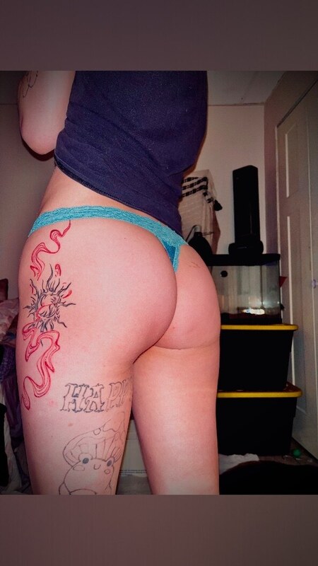 Yxp.rae nude photo 1