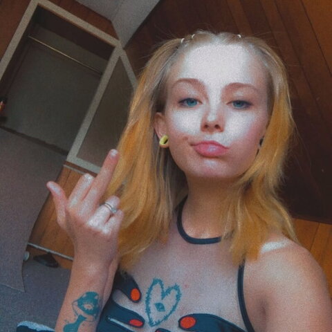 Yxp.rae nude photo 5