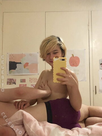 yyuki nude photo 15