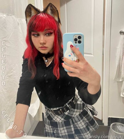 yyuki nude photo 8