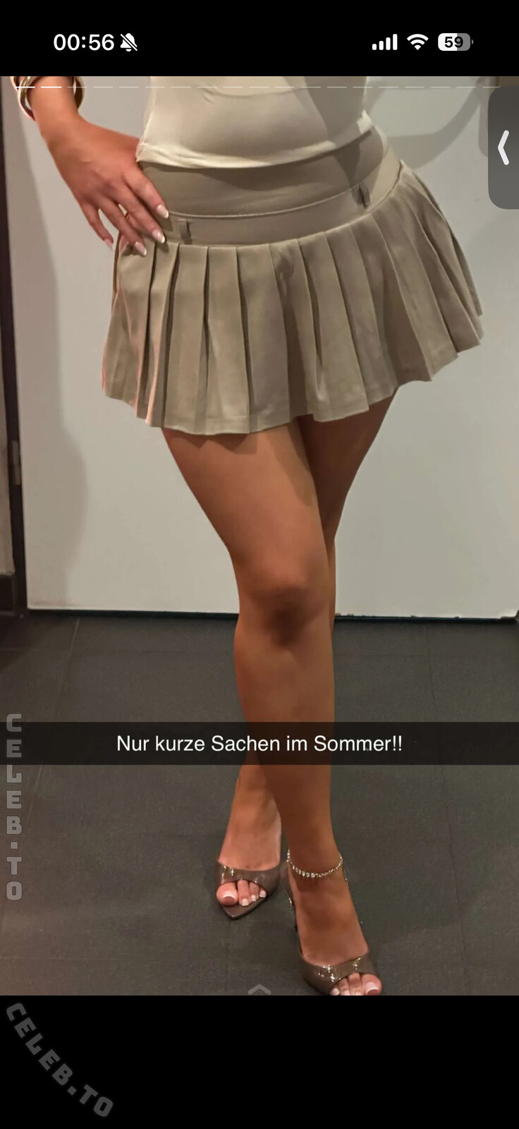 Z1lan nude photo 8