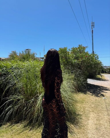 Zaira Nara photo 5