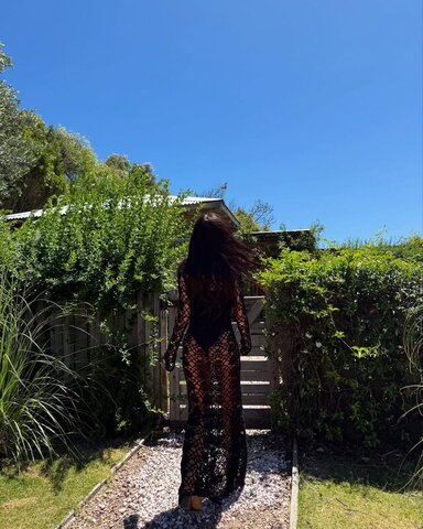 Zaira Nara photo 6