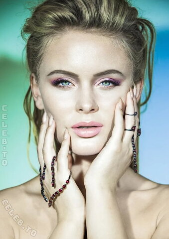 Zara Larsson nude photo 7