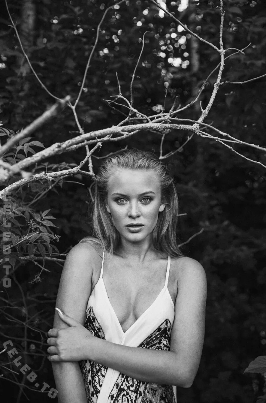 Zara Larsson nude photo 10