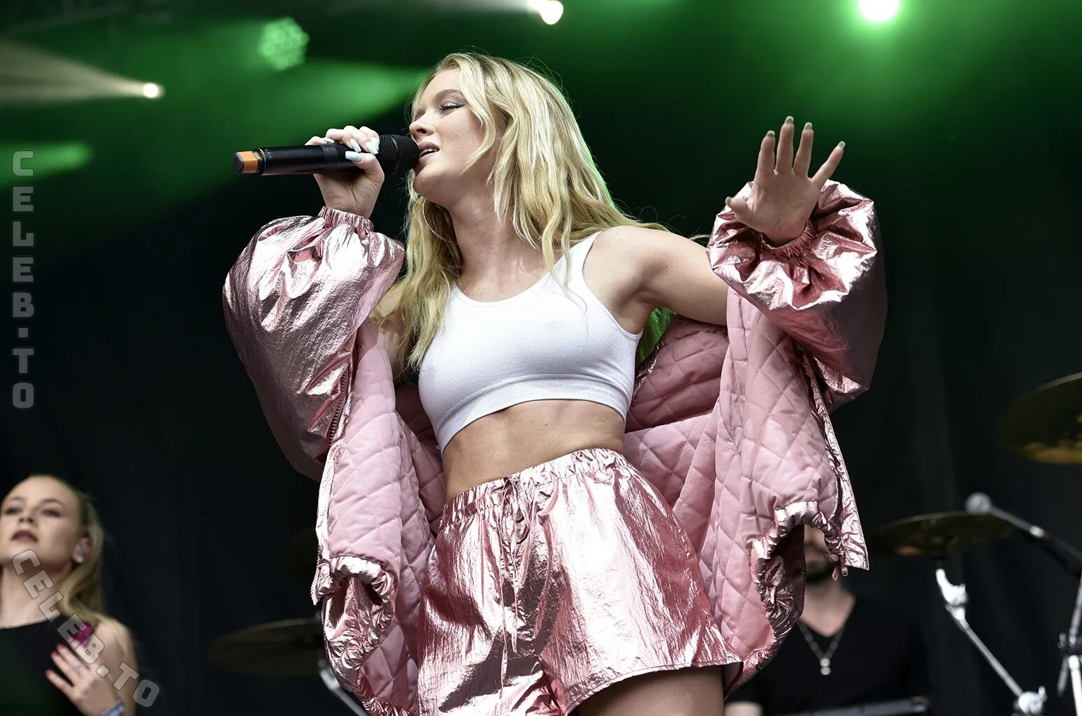 Zara Larsson nude photo 10