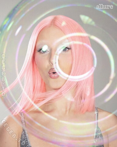 Zara Larsson photo 3