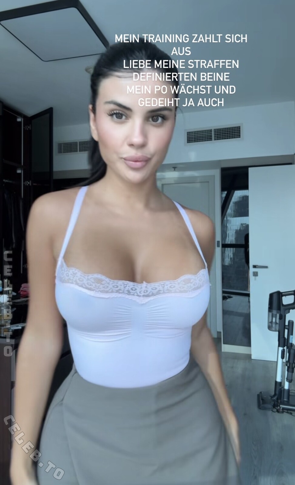 Zara secret nude photo 9