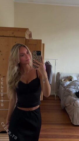 Zarah Ellen nude photo 18
