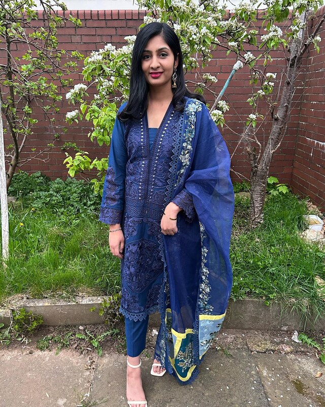 Zarah Sultana nude photo 4