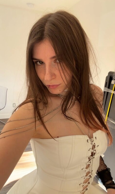Zasterini nude photo 2