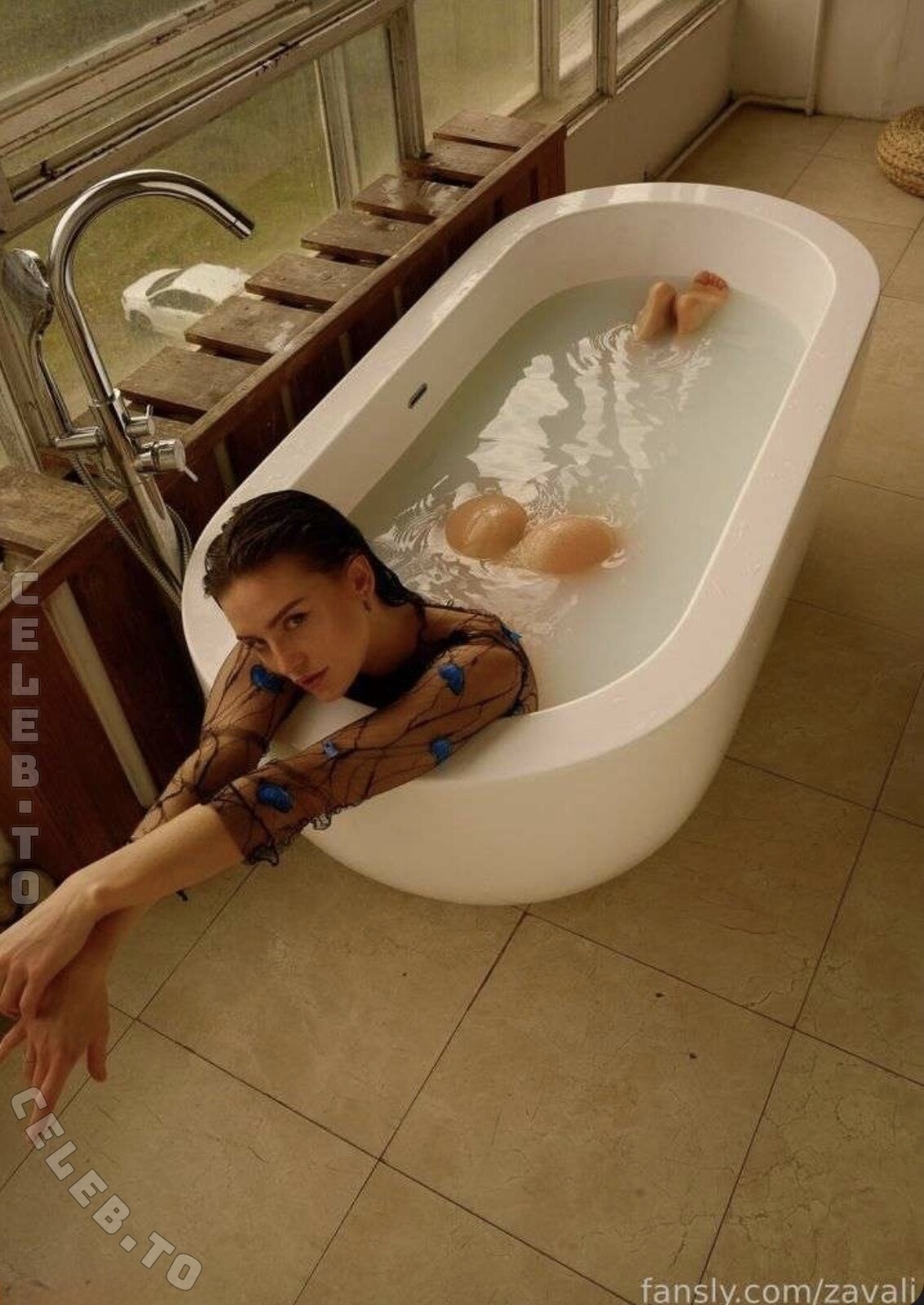 Zavali nude photo 1