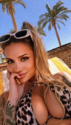 zchrxda Sexy (1 photo)