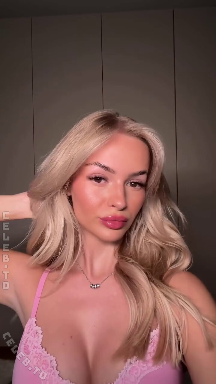 Zclina nude photo 2