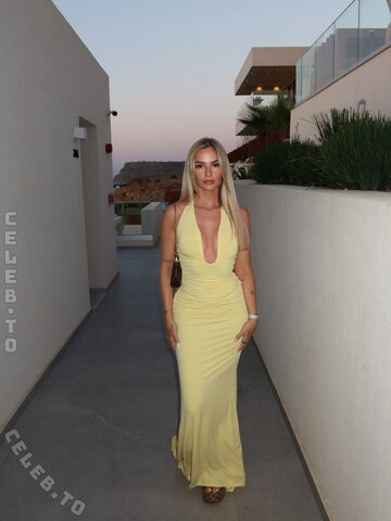 Zclina nude photo 4