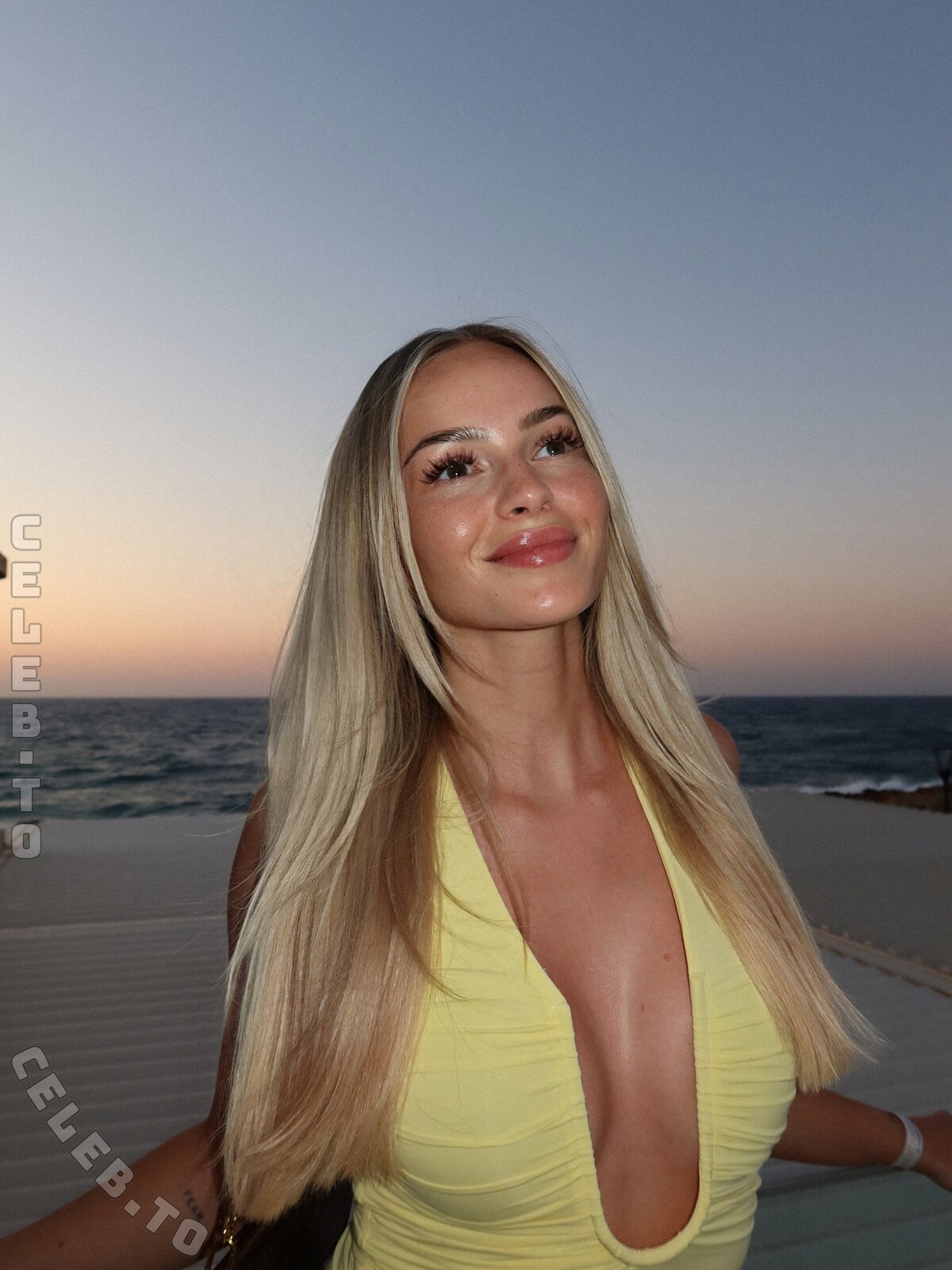 Zclina nude photo 5