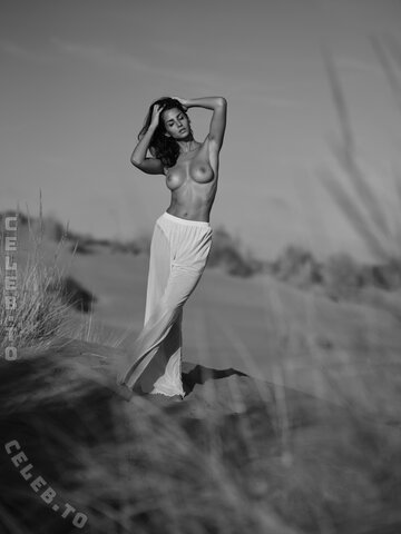 Zeina nude photo 172