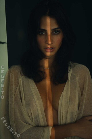 Zeina nude photo 13