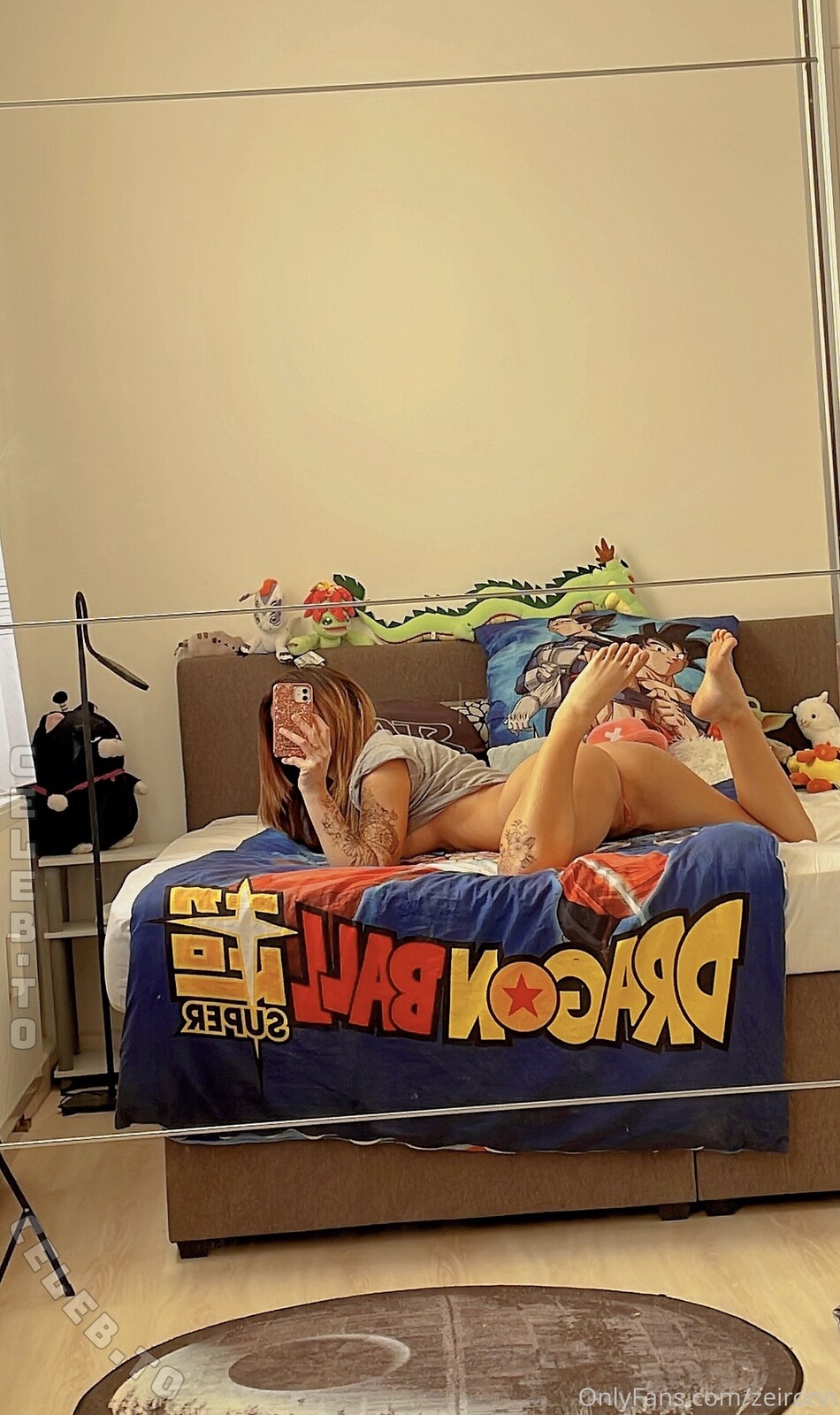 Zeironn nude photo 4