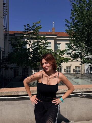 Zelderler nude photo 25