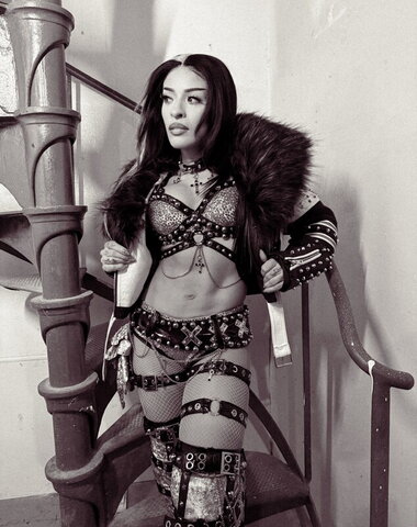 Zelina Vega nude photo 10