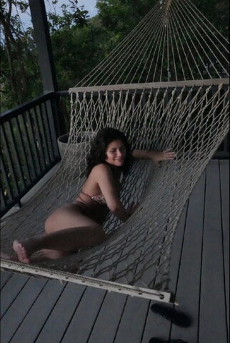 Zendaya lookalike nude photo 19