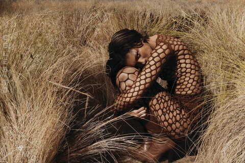 Zendaya photo 2