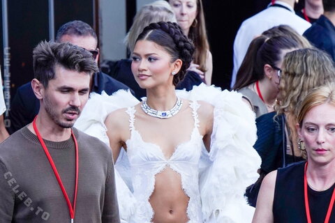 Zendaya nude photo 47
