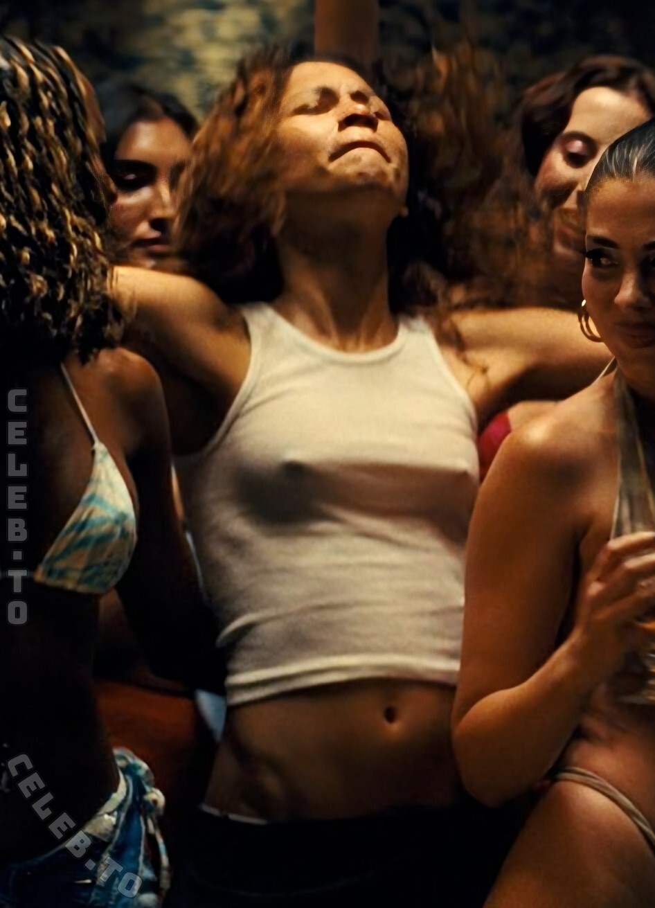Zendaya nude photo 5