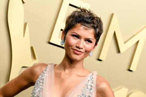 Zendaya nude photo 17