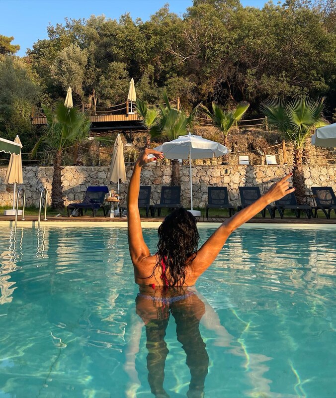 Zeynep Başak Tulunay nude photo 4