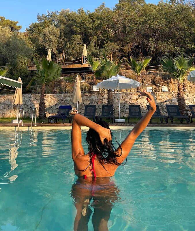 Zeynep Başak Tulunay nude photo 6