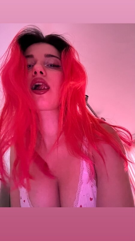 Zeynepiksy . Zeynep nude photo 4