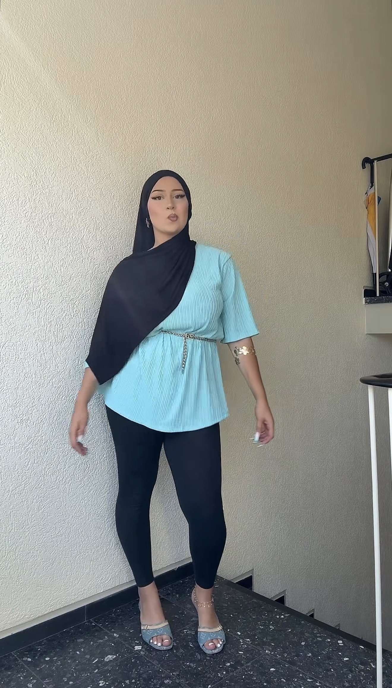 Zeynohijab nude photo 6