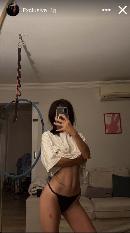 zeynpssii nude photo 24