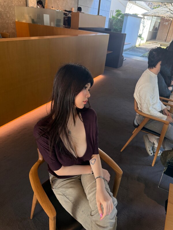 zhang_xinmu nude photo 2
