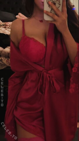 Zilan Pakize nude photo 12