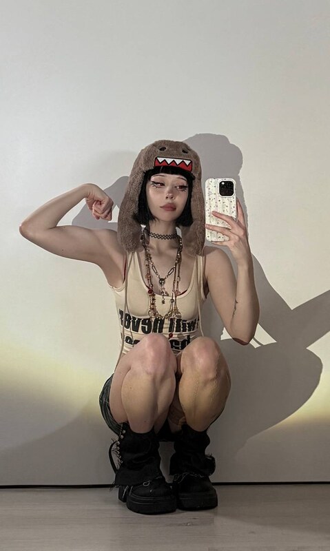 Zira_merz nude photo 13