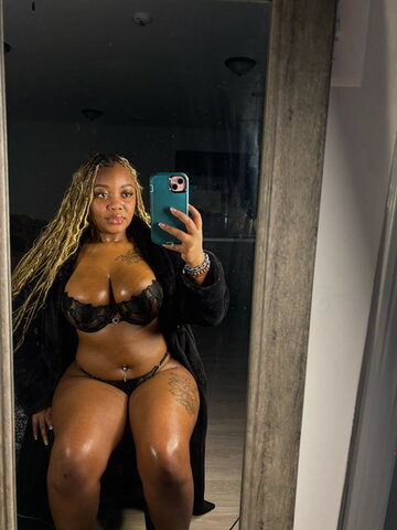 Zirocxo nude photo 4