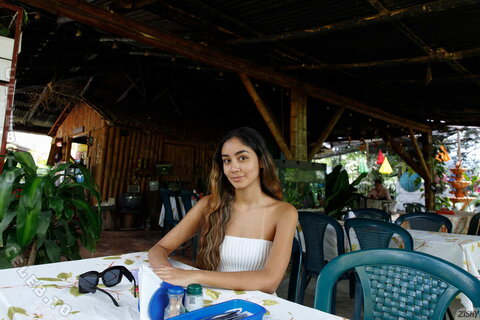 Zishy nude photo 26