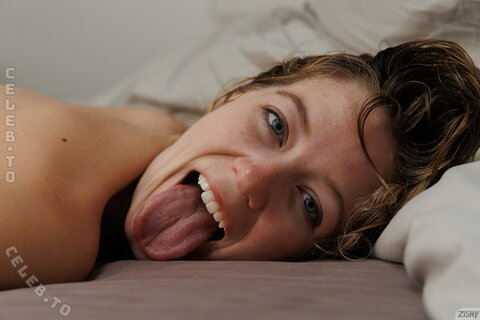 Zishy nude photo 640
