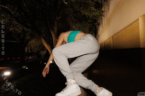 Zishy nude photo 97