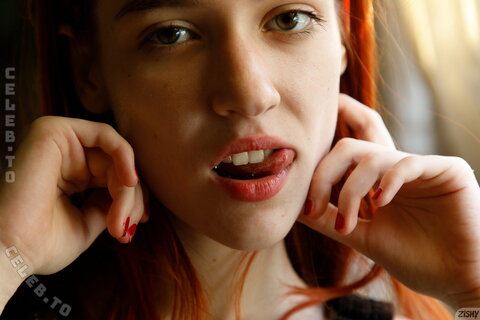 Zishy nude photo 447