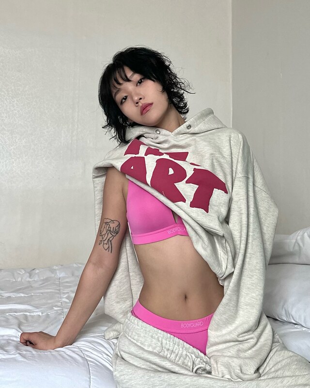 Z___meme nude photo 38